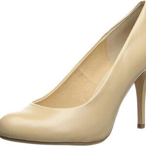 Chinese Laundry Women's Fast Love Shoe Nude Cream size 6 pre-owned